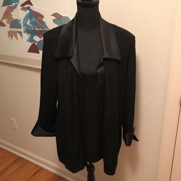 Dress Barn Woman Collection Black & Silver Top Looks like a Jacket/Tank 18W - Picture 2 of 8